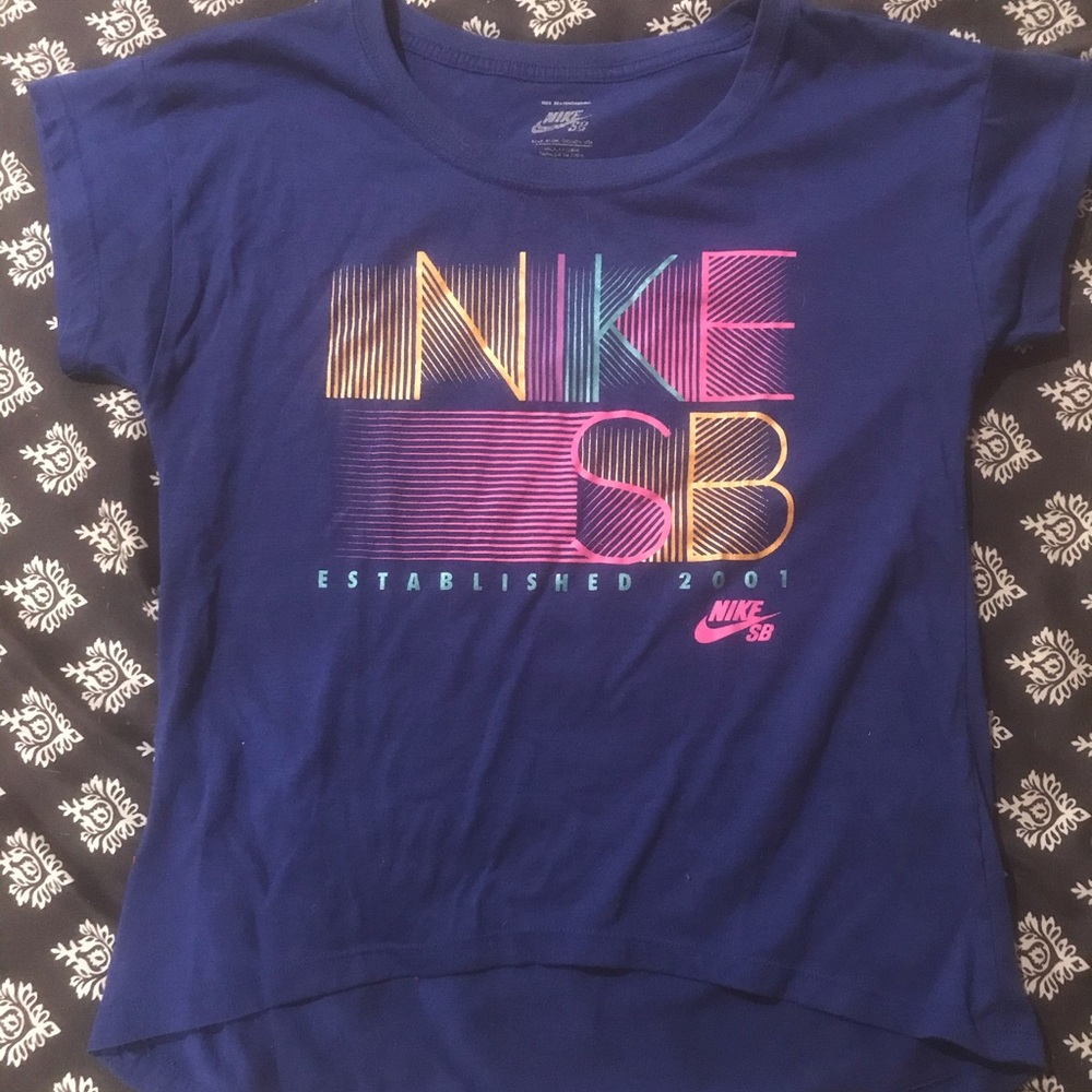 Girls Nike Shirt